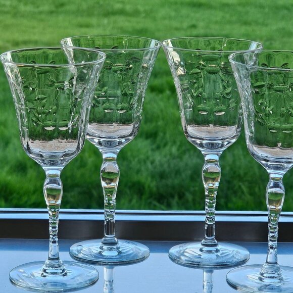 Depression Glass Cut Floral Wine Glasses 6.2" lightweight optic fine crystal (4) - Picture 3 of 10